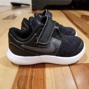 Toddler boys Nike Flex Contact shoes
